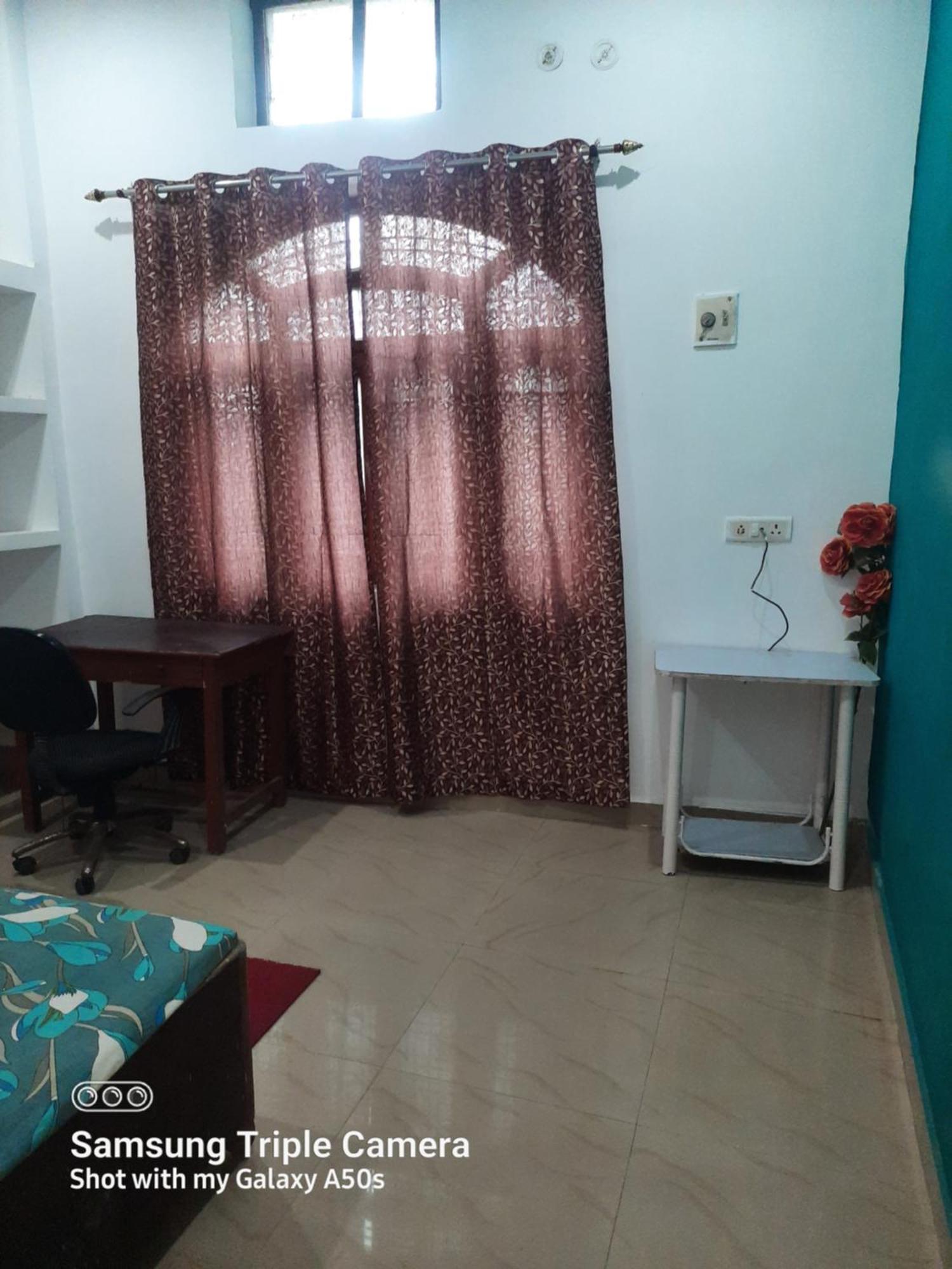 Gokul Pg Homestay Горакхпур Экстерьер фото