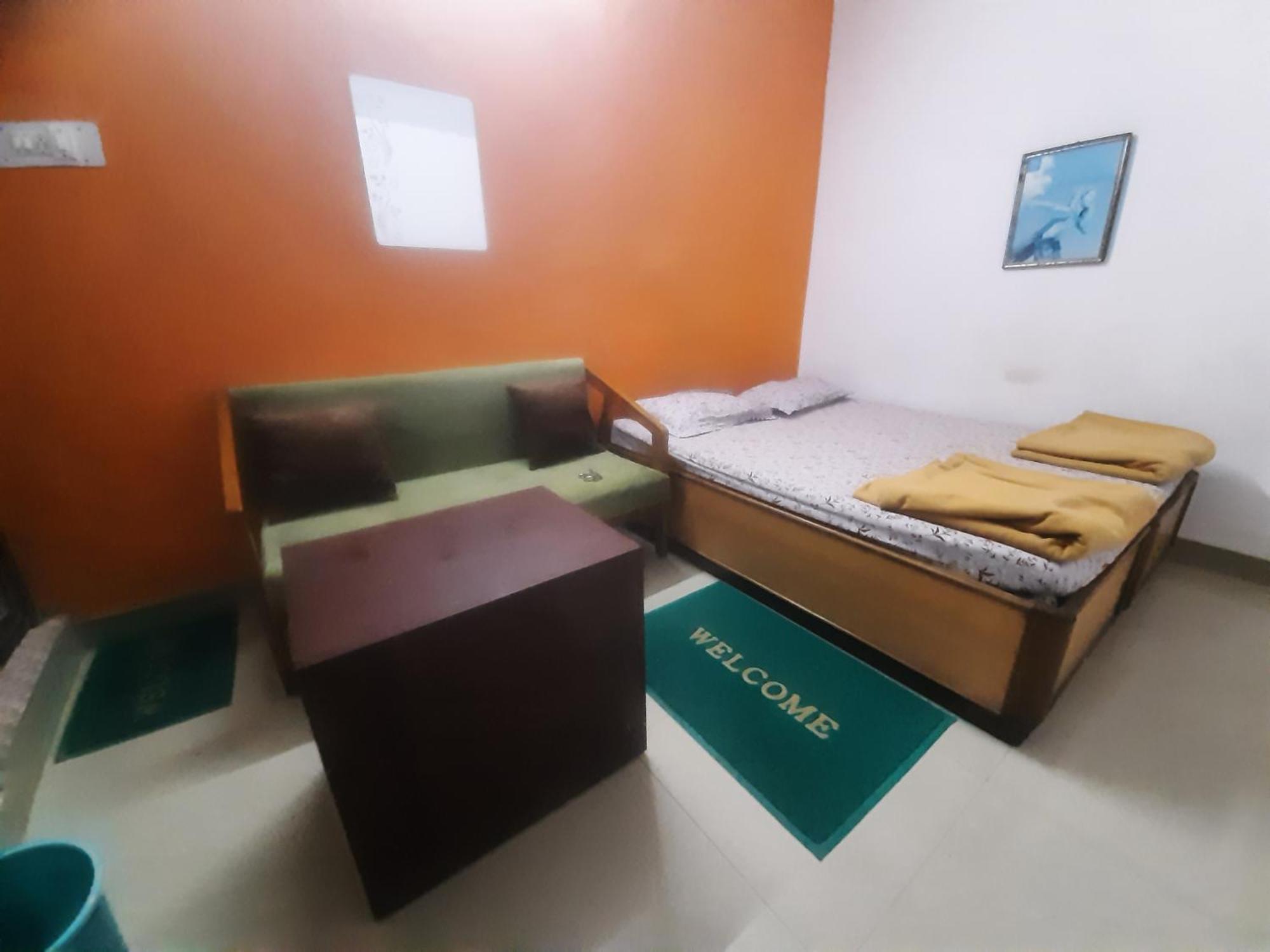 Gokul Pg Homestay Горакхпур Экстерьер фото